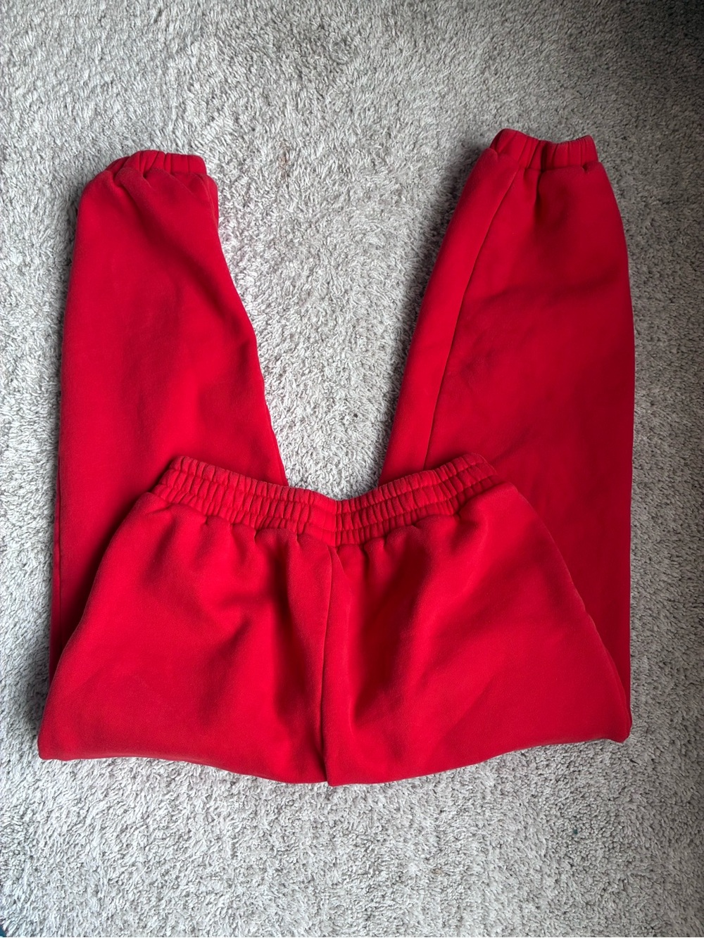 Confrt Crimson Minimalistic Sweatpants - Picture 2 of 4